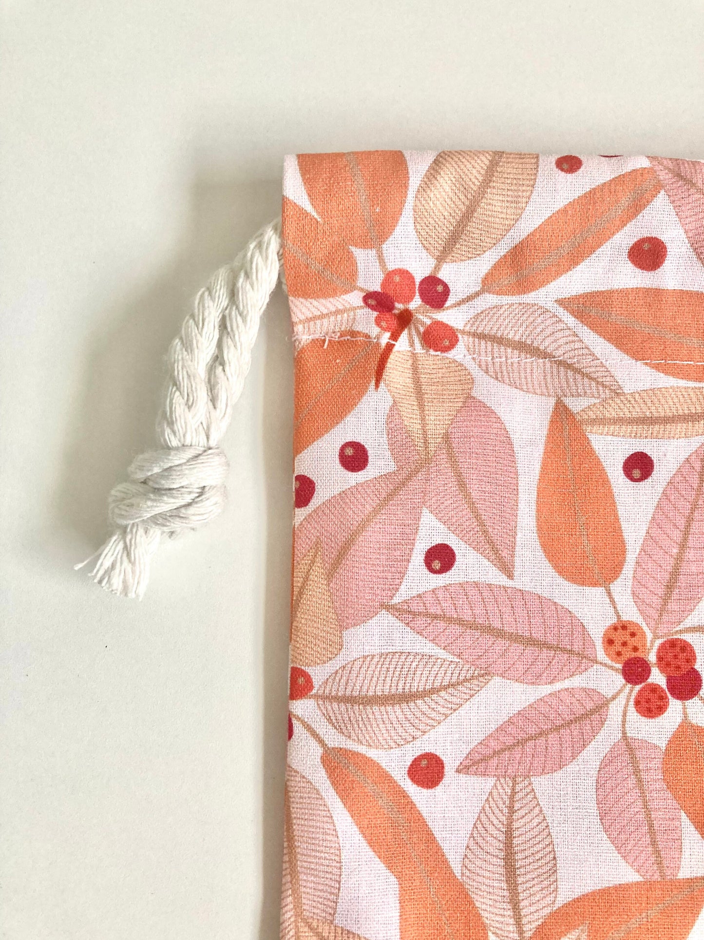 Bag with Drawstring in Moreton Bay Fig Fabric