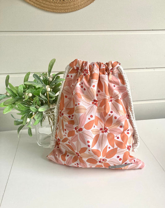 Bag with Drawstring in Moreton Bay Fig Fabric