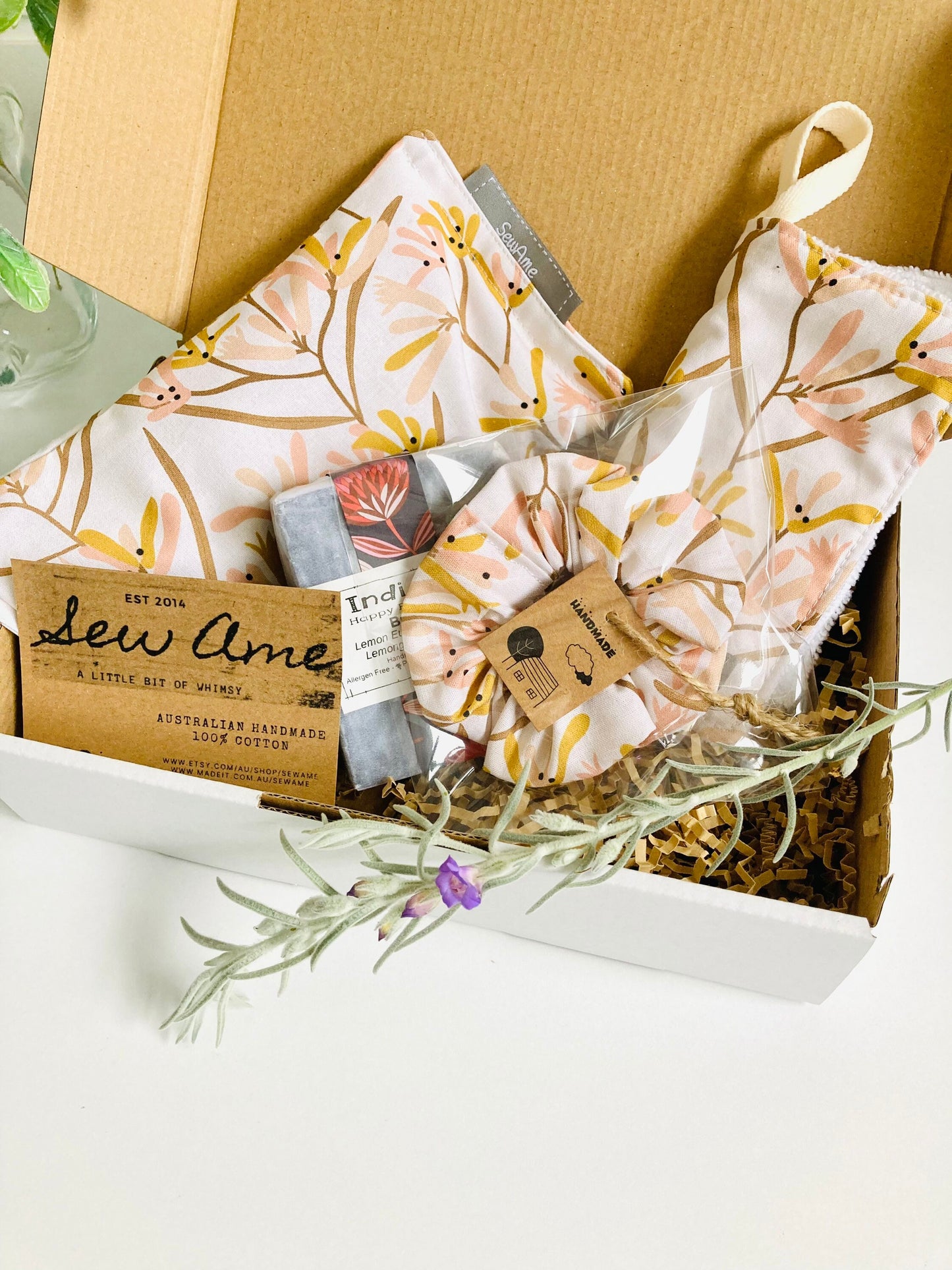 Spa and Relaxation Pamper Gift Box Set with Eye Pillow