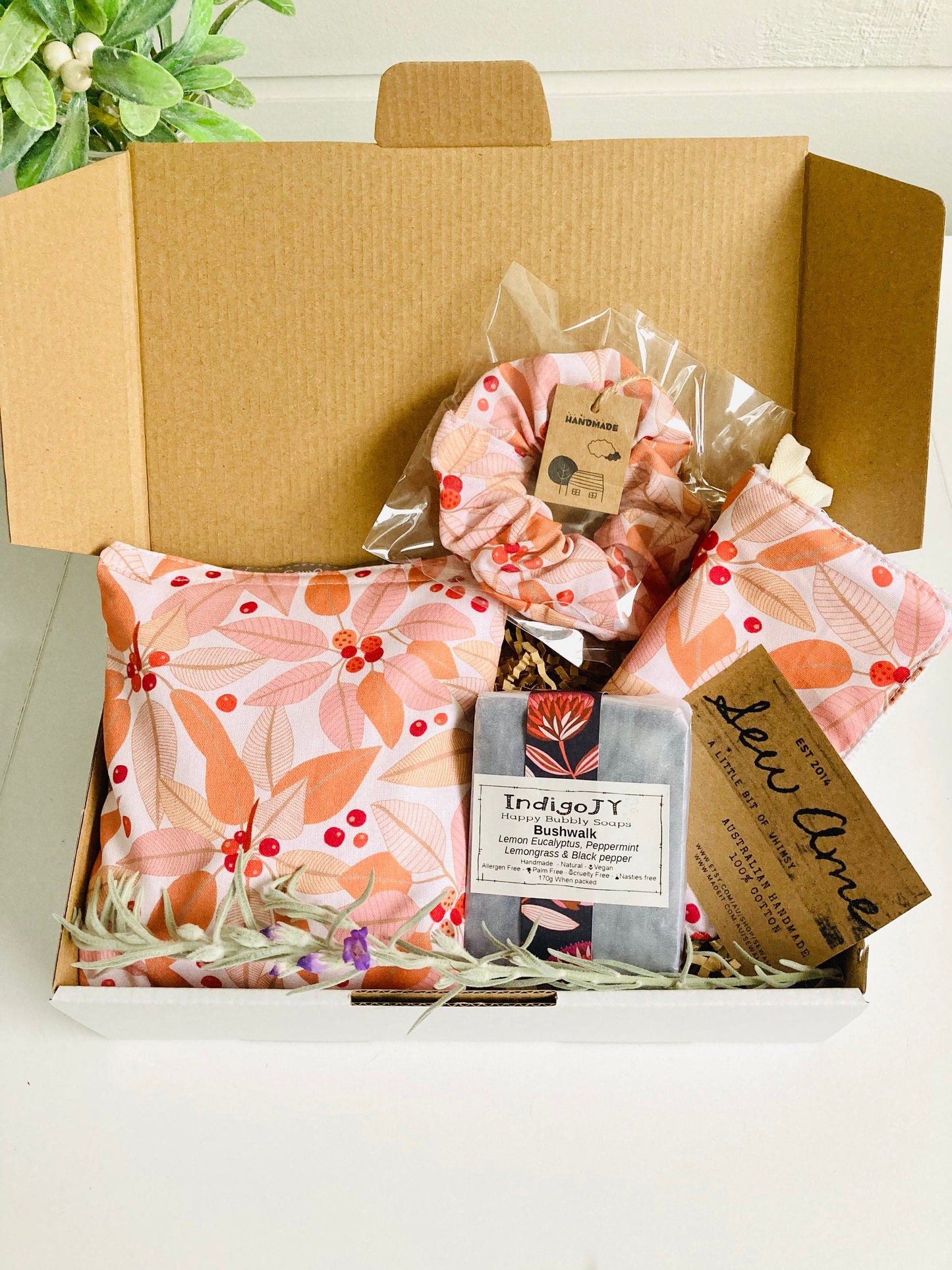 Bridesmaid Proposal Relaxation Gift Box