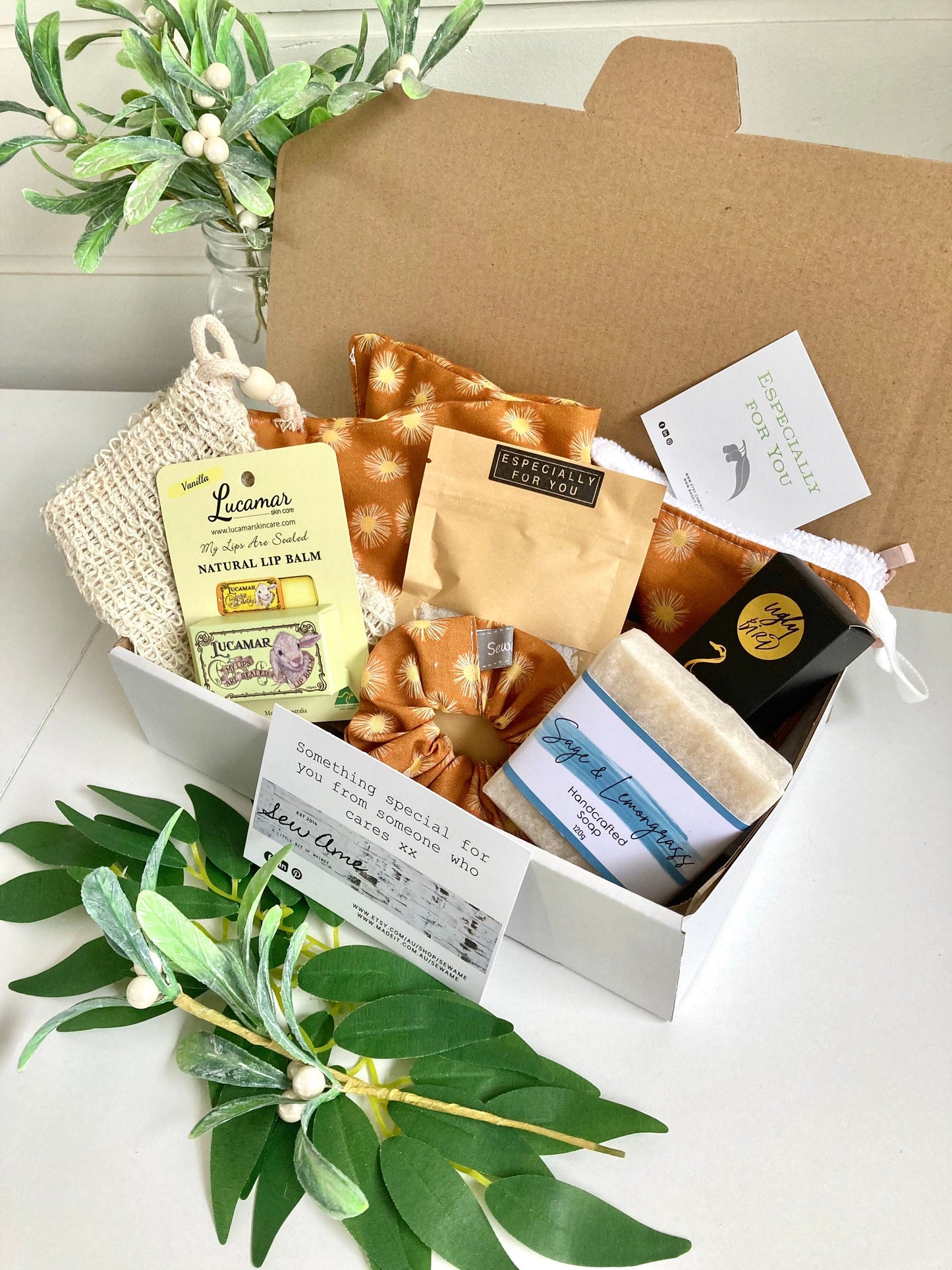 Congratulations Hampers, Gift Box for Friend